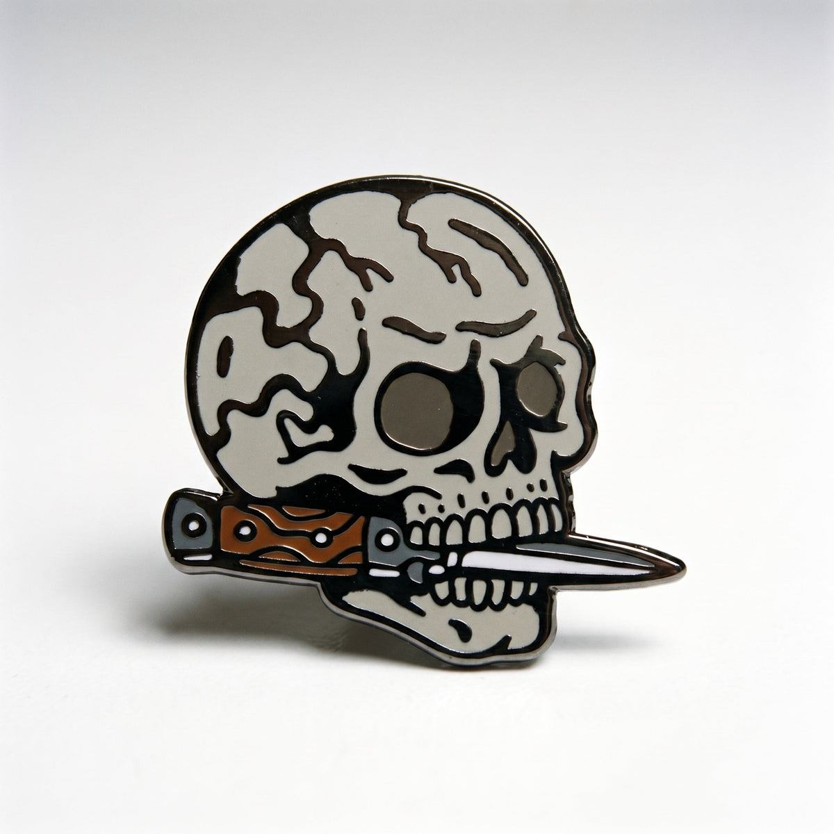 Trad Tattoo Skull Pin